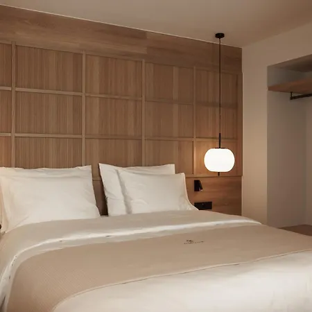 Laguna Coast Resort, Small Luxury Of The World Hotel