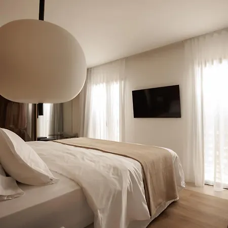 Laguna Coast Resort, Small Luxury Of The World 5*