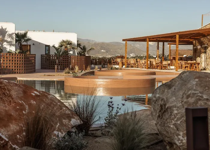 Отель Laguna Coast Resort, Small Luxury Of The World 5*