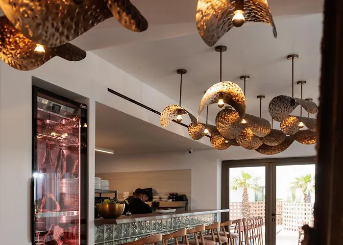 Laguna Coast Resort, Small Luxury Of The World 5* Стелида